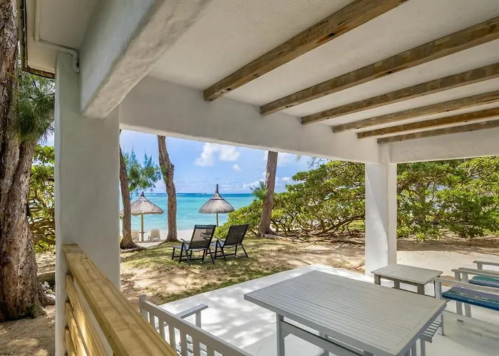 Bluemoon Studio On The Beach!